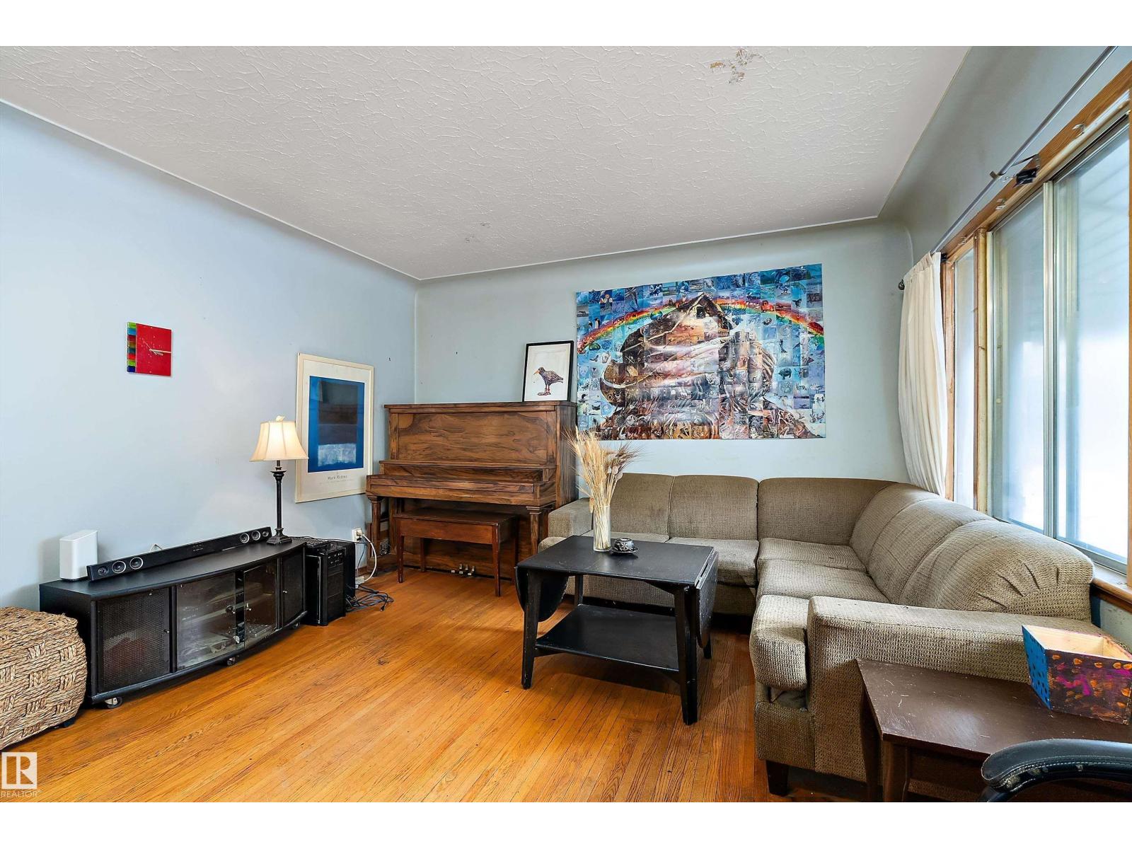 10124 88 AV NW