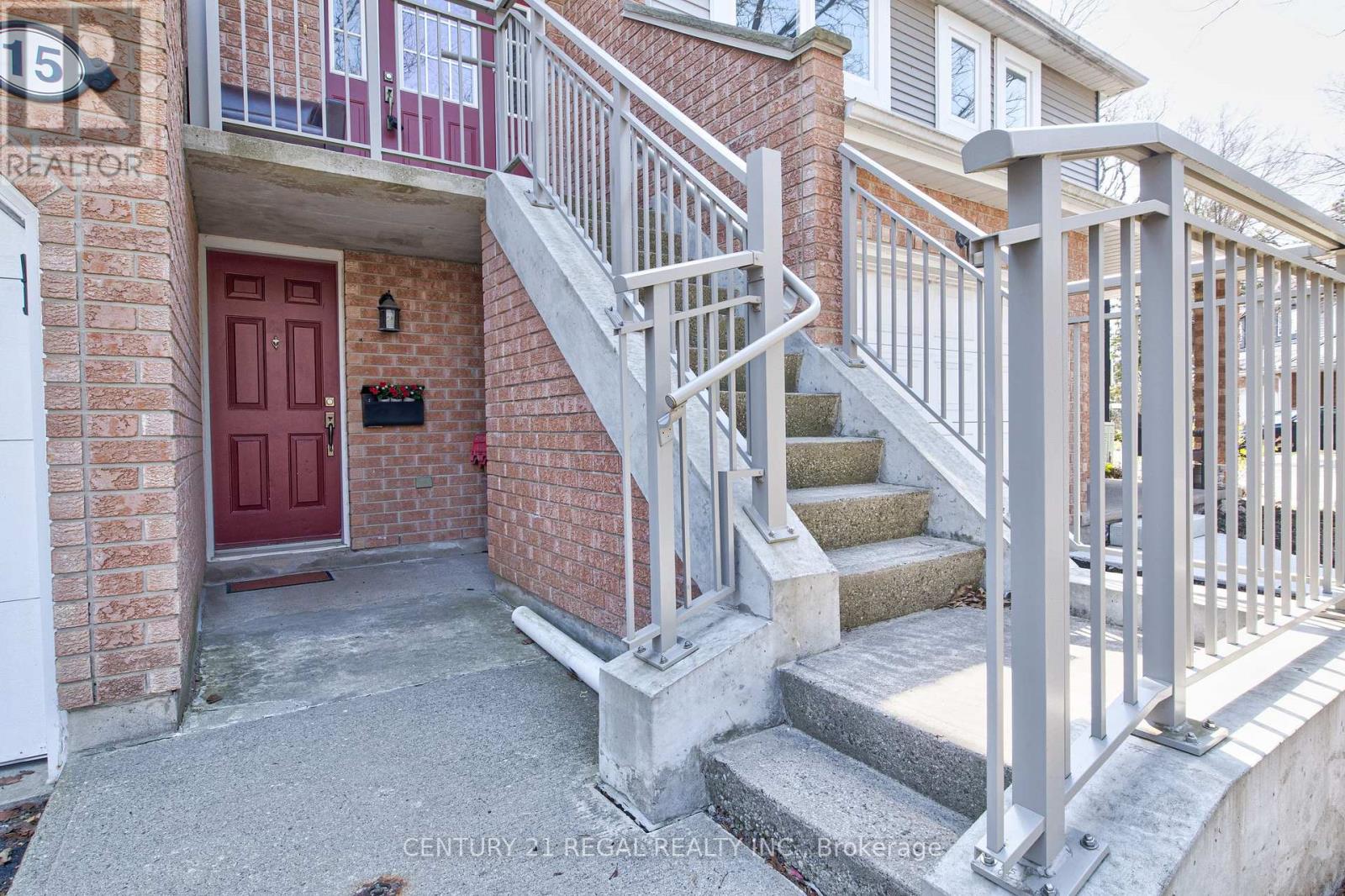 15 - 310 CHRISTOPHER DRIVE