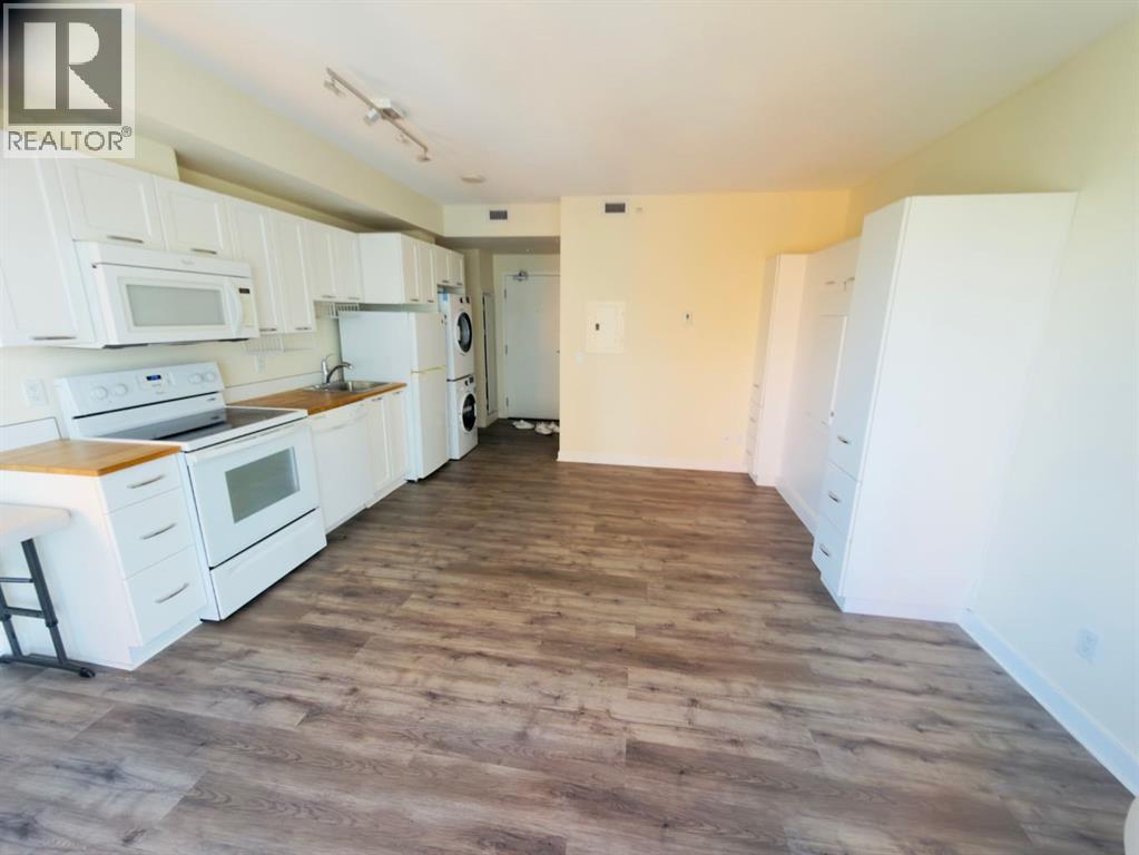1509, 3820 Brentwood Road NW