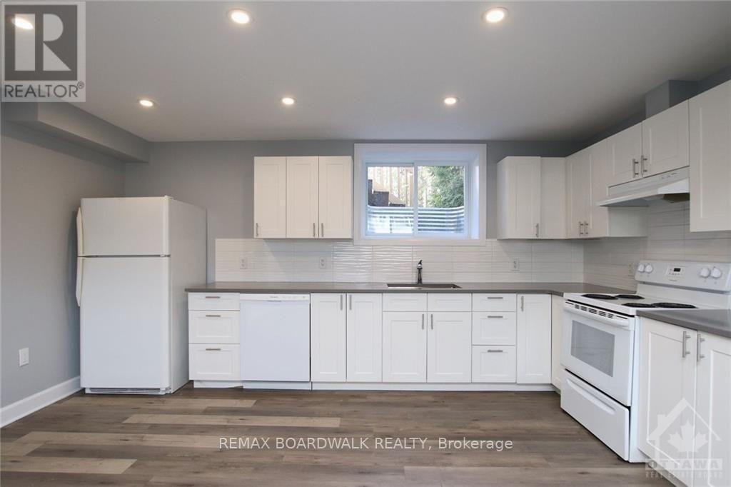 15B DOWDALL CRESCENT