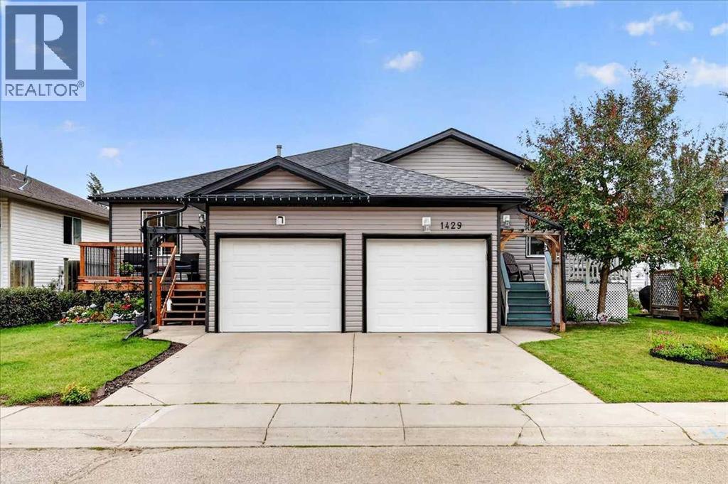 1429 Strathcona Way