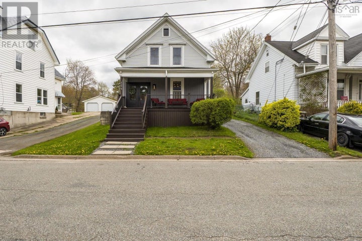 Photo 1 of 42 — 154 Chestnut Street, Windsor, NS B0N 2T0