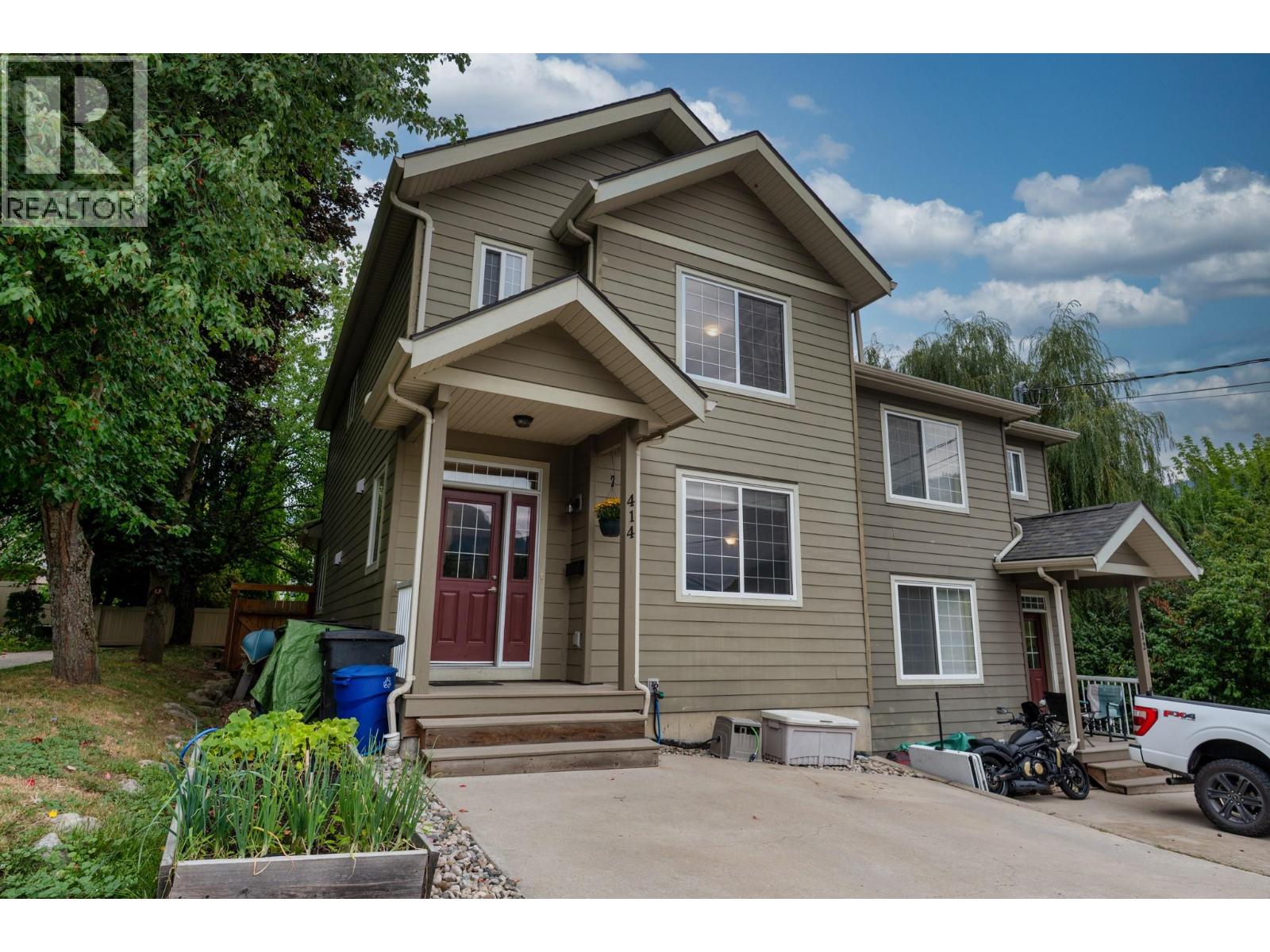414 Beasley Street W