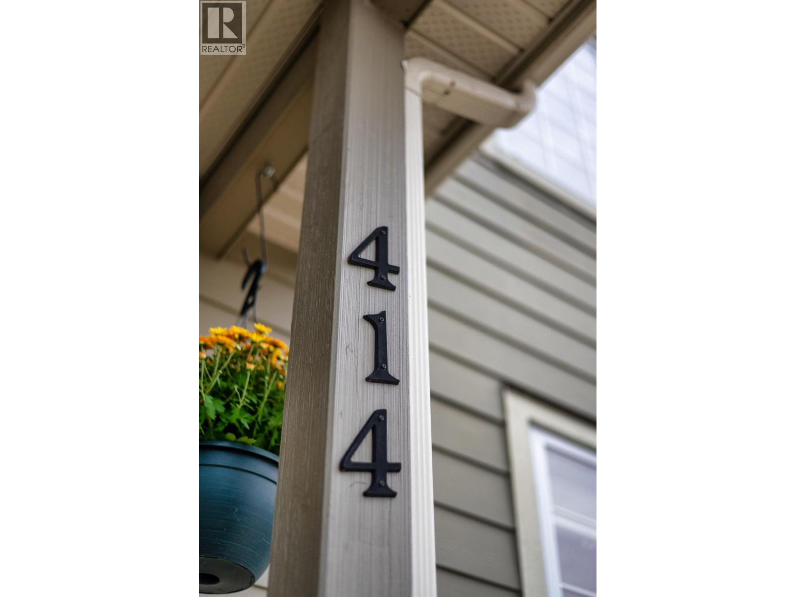414 Beasley Street W