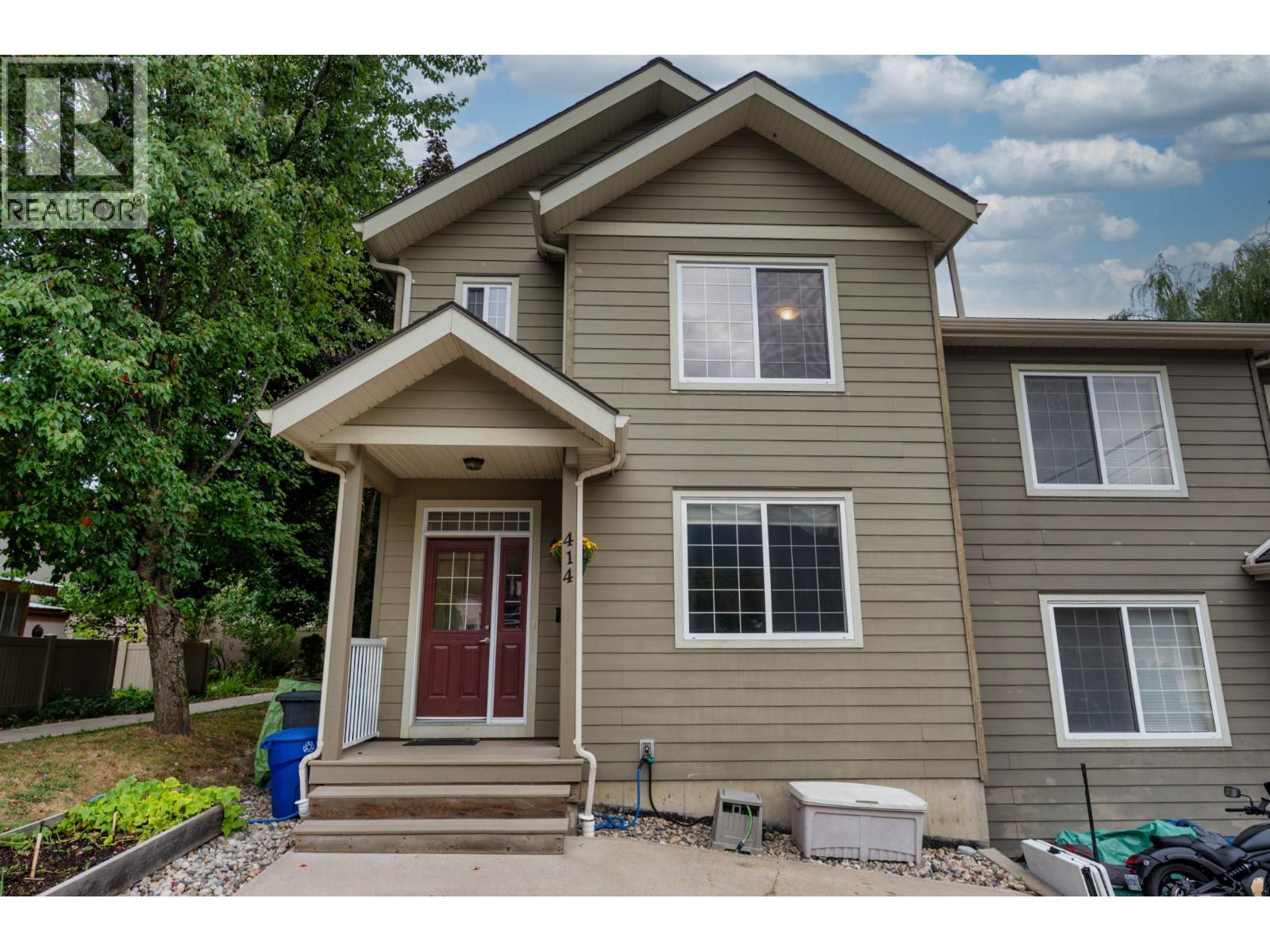 414 Beasley Street W