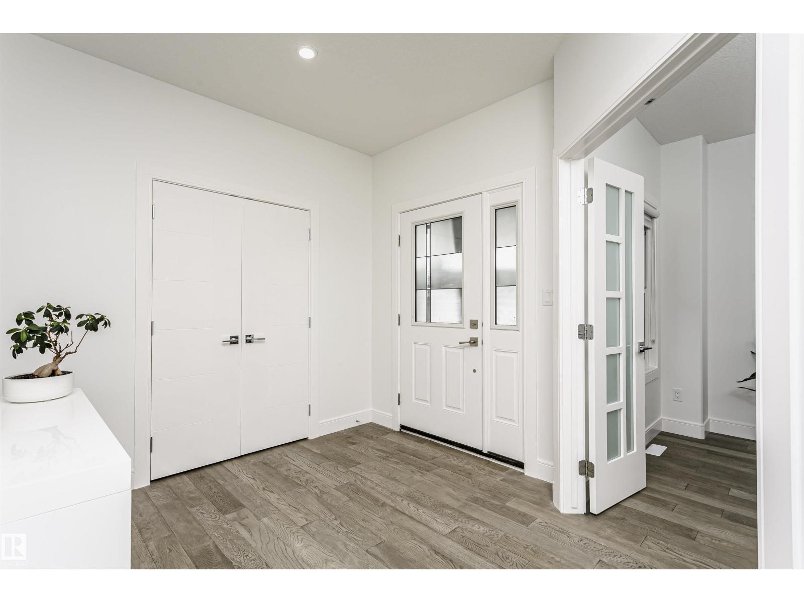 9107 181 AV NW