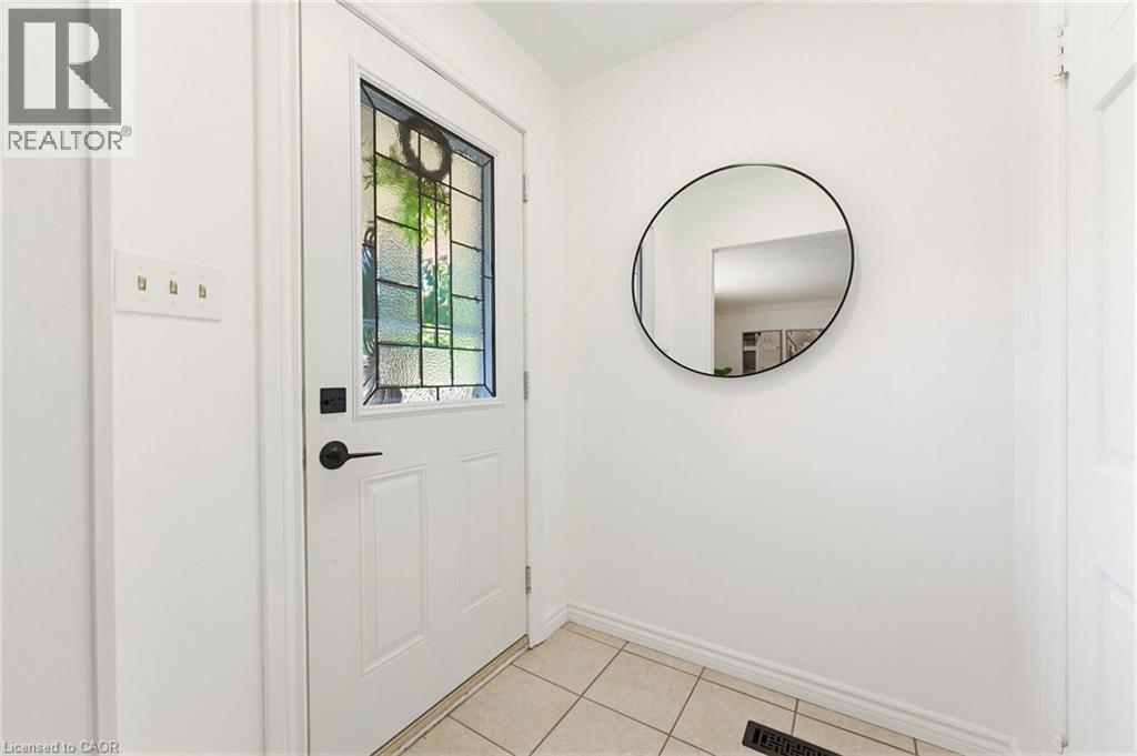 17 BROADMORE Avenue