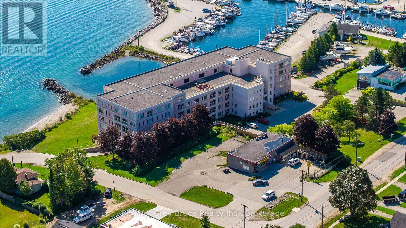 310 - 2555 3RD AVENUE W