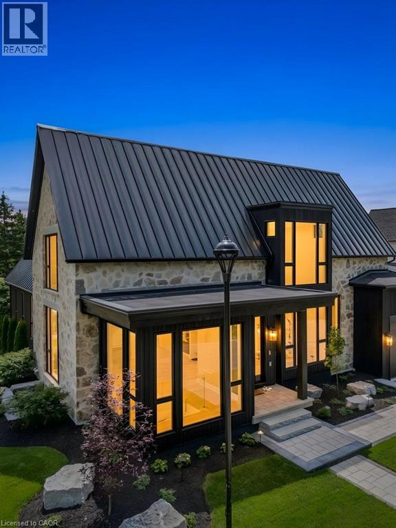 2 BRIDLEWOOD Crescent