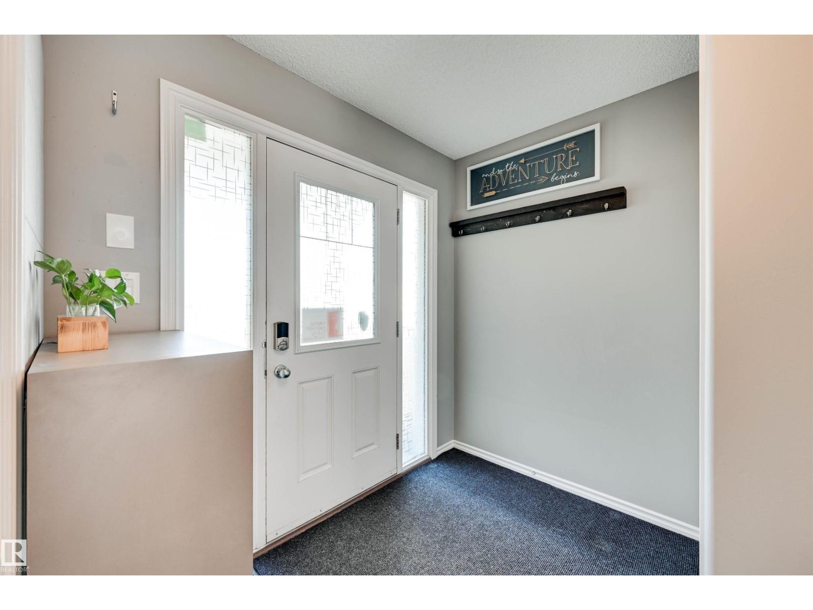 9523 212 ST NW