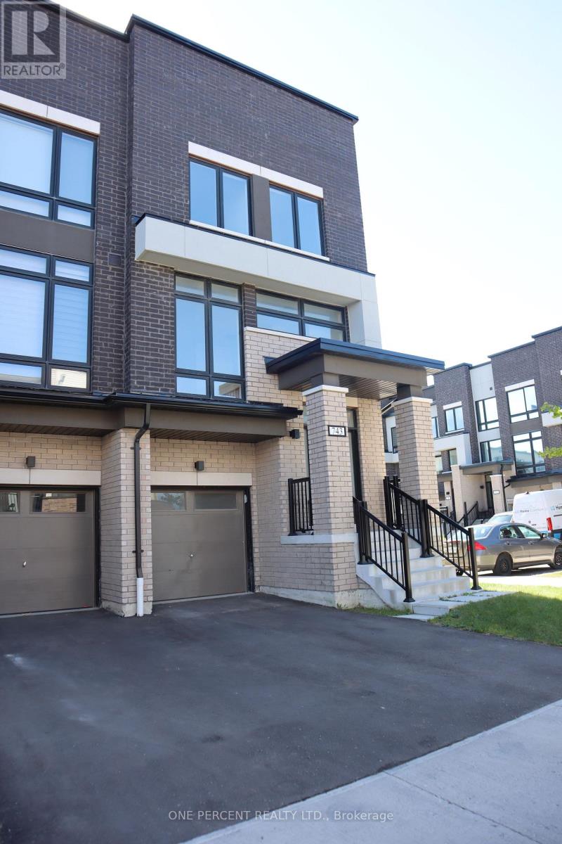 743 STANSTEAD PATH