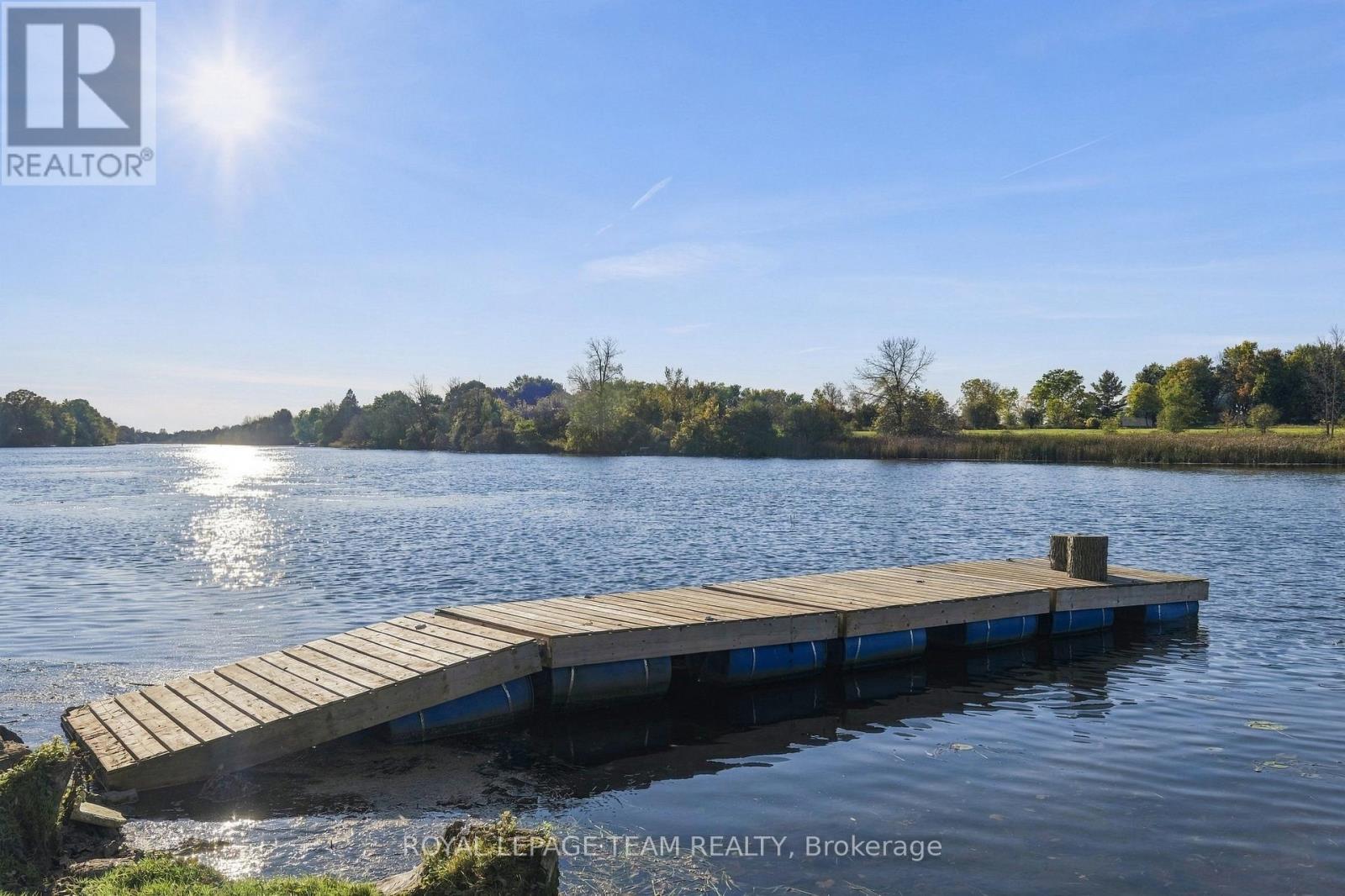 988 RIVER ROAD