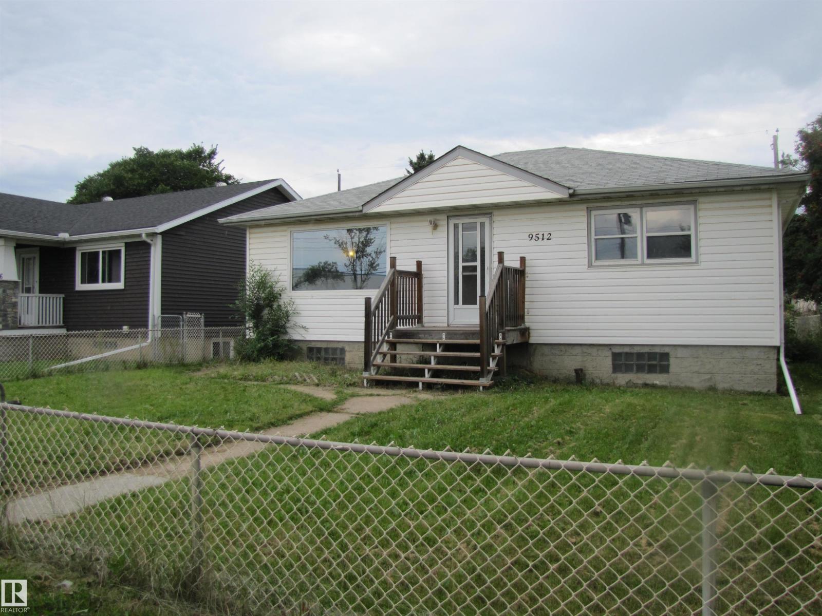 9512 63 AV NW