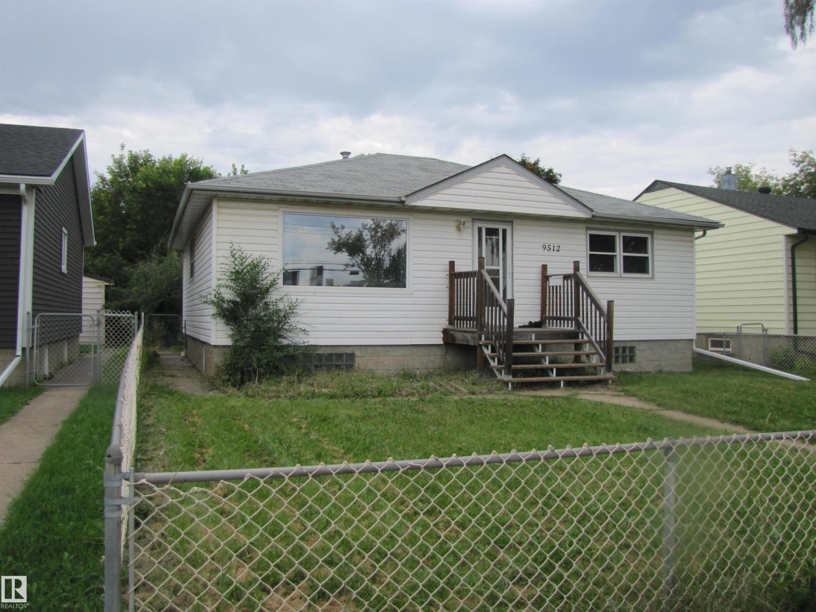 9512 63 AV NW