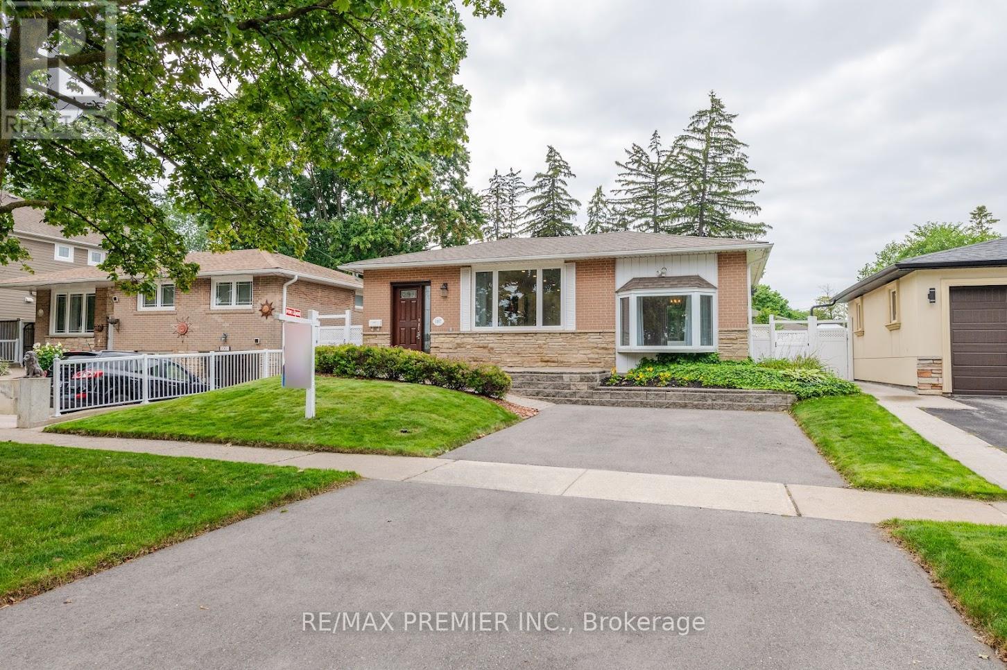 1997 TRUSCOTT DRIVE