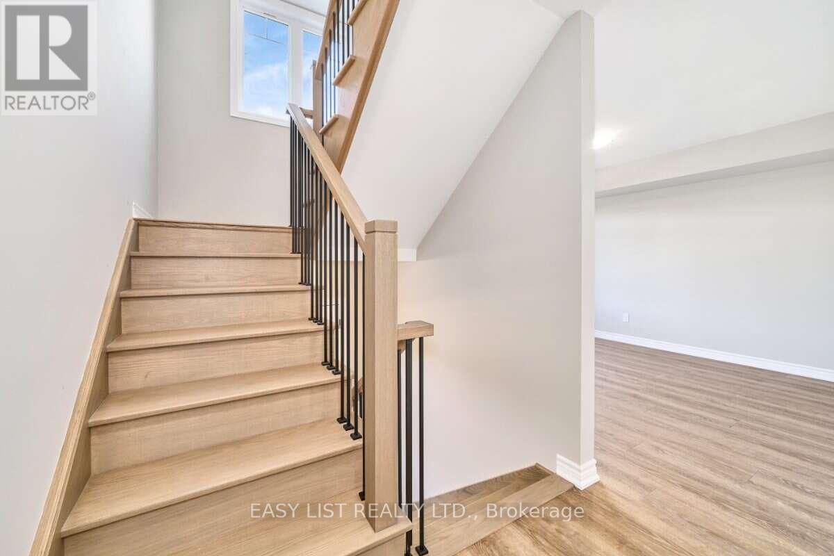 19 ADDYMAN CRESCENT