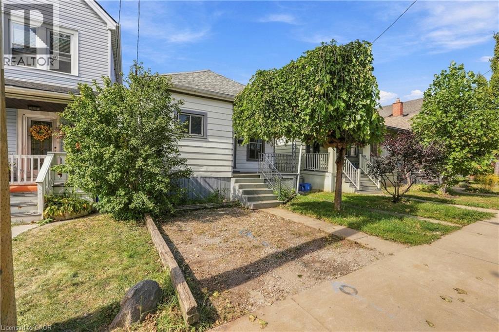 77 PROVINCE Street N