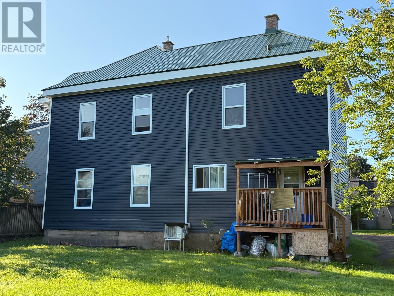 457 Robie Street