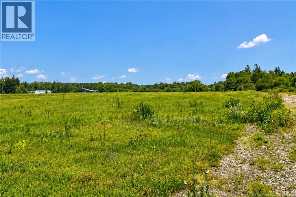 Center Avenue - Photo 3