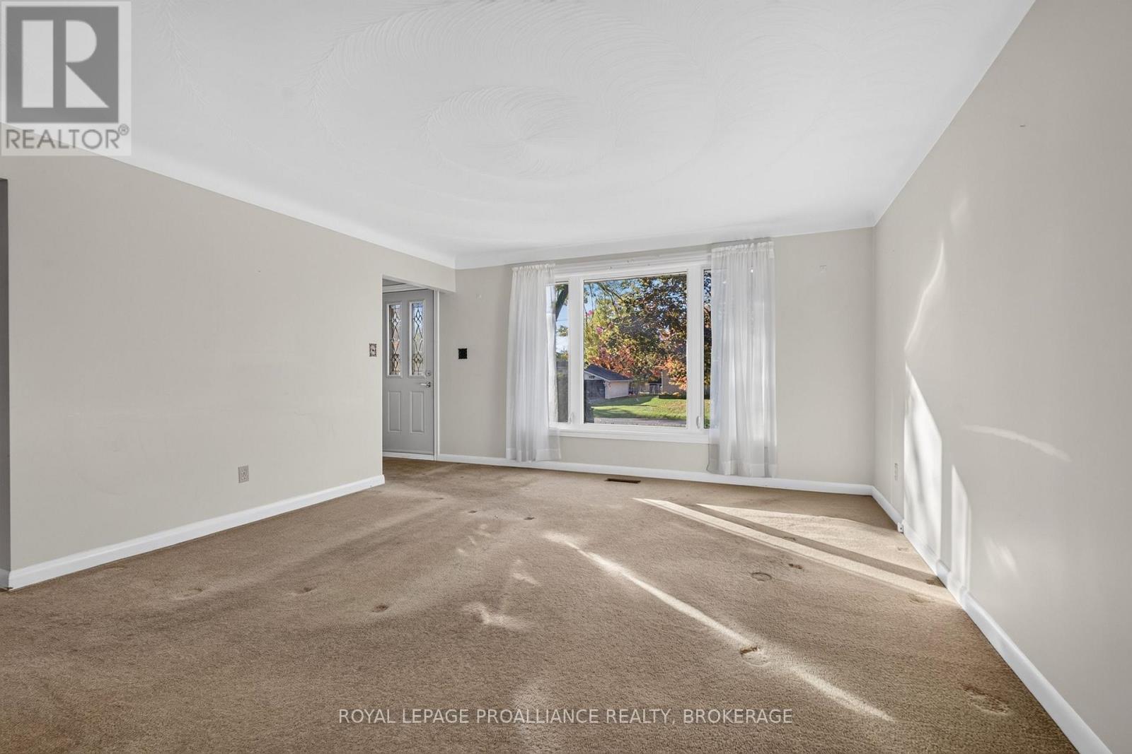 1416 WOODFIELD CRESCENT
