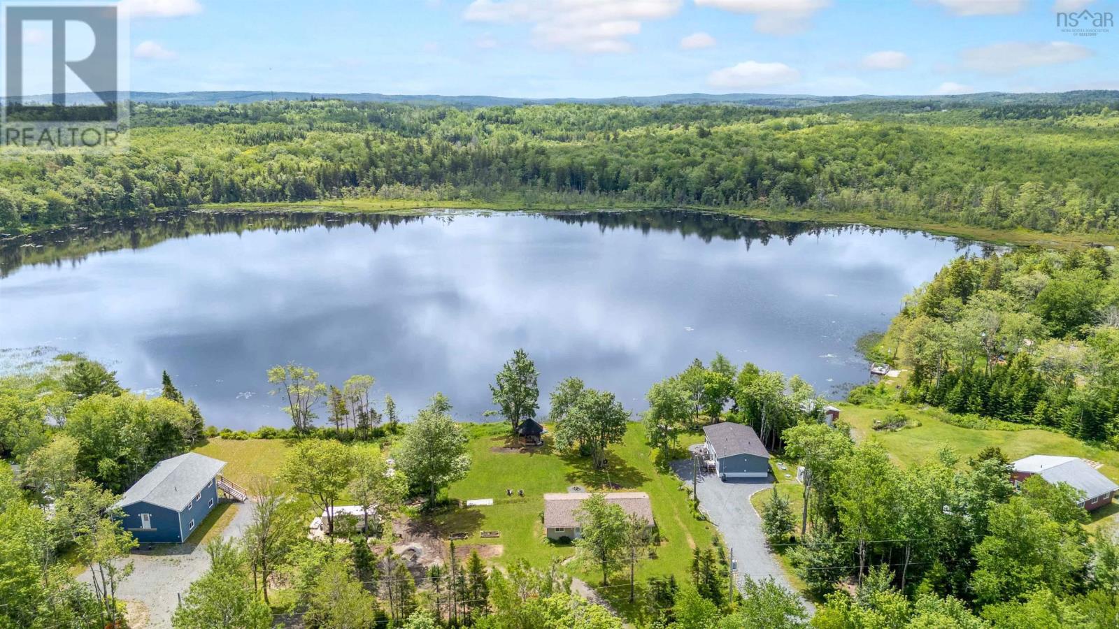 110 Long Lake Road - Photo 2