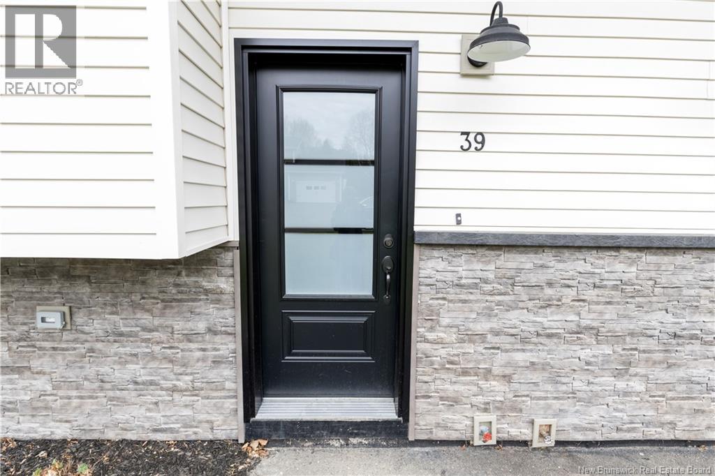 39-41 Belair Street - Photo 2