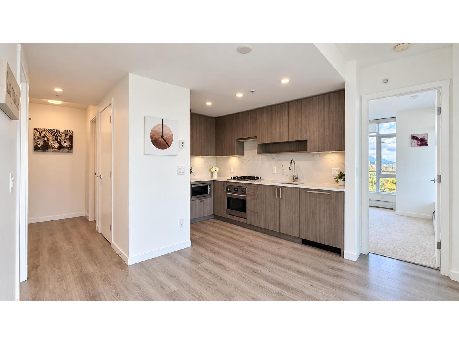 605 13350 CENTRAL AVENUE