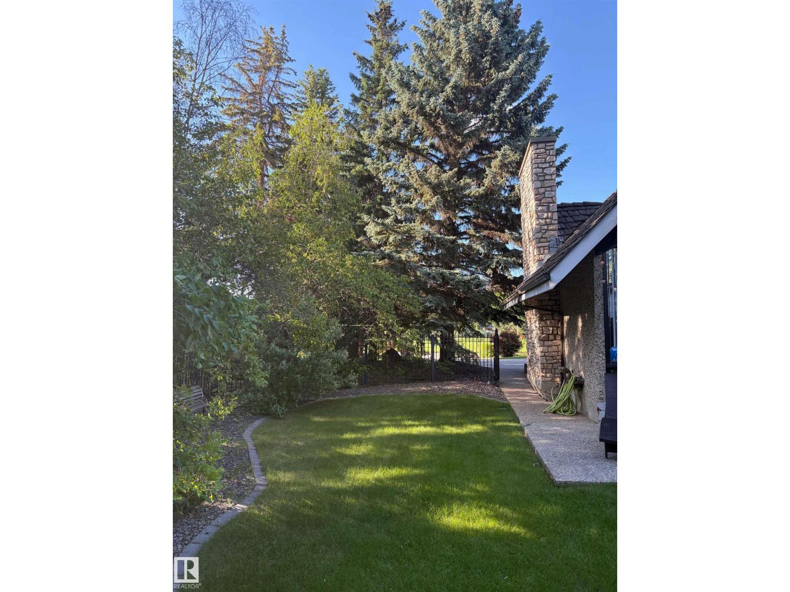 23 B WESTBROOK DR NW