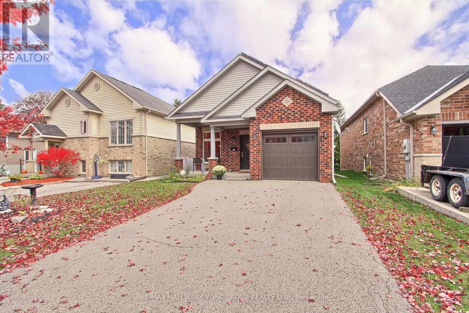 17 HILLVIEW DRIVE