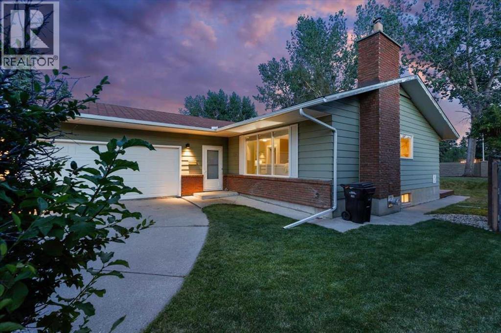 124 Oakmoor Place SW