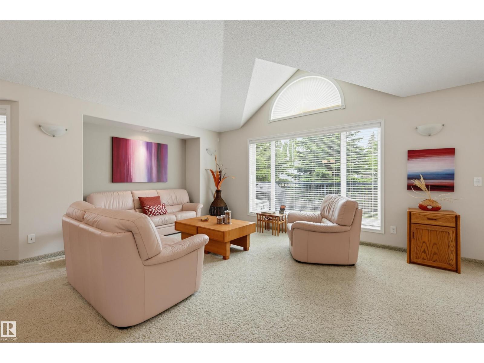 #15 600 REGENCY DR