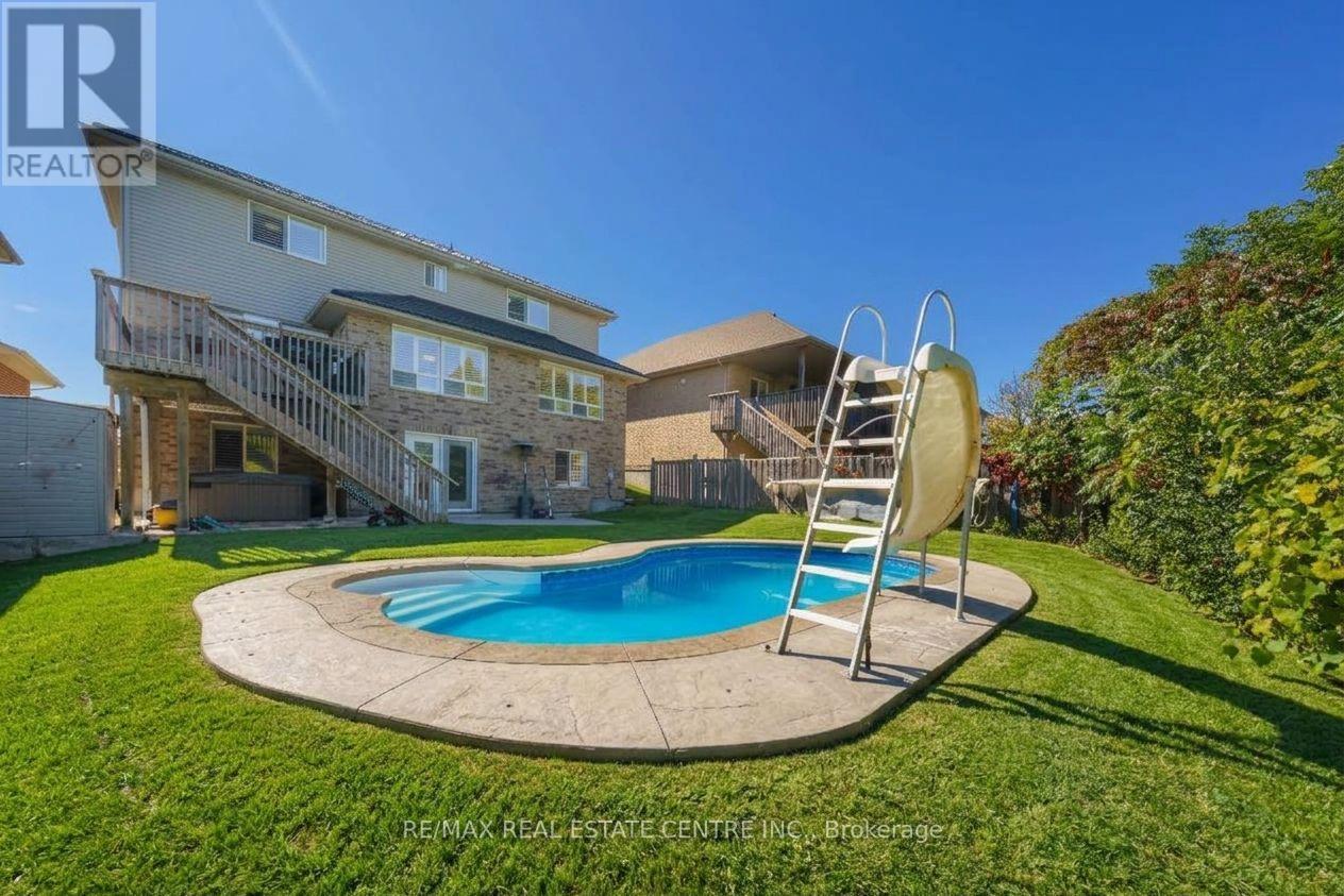 49 CREEKSIDE DRIVE
