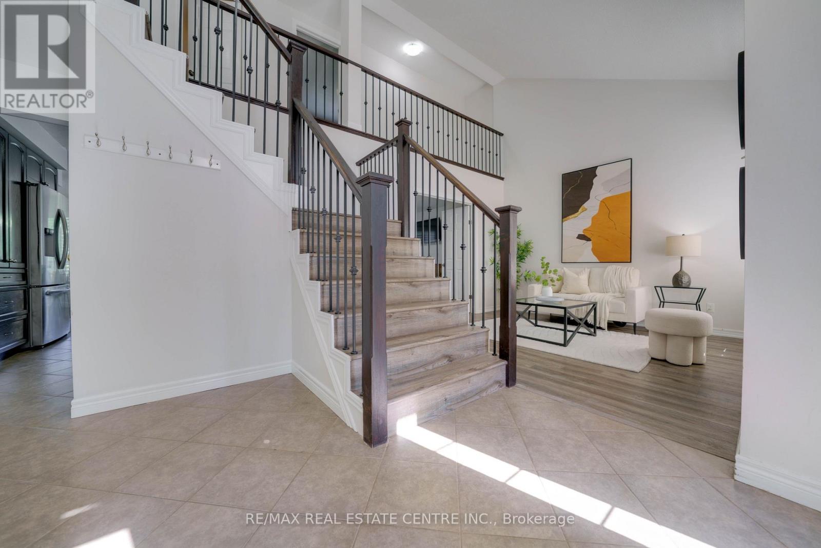 49 CREEKSIDE DRIVE