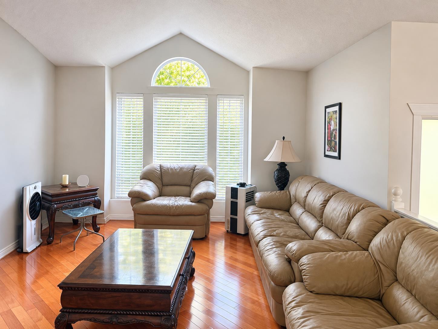 3024 SOUTHERN CRESCENT