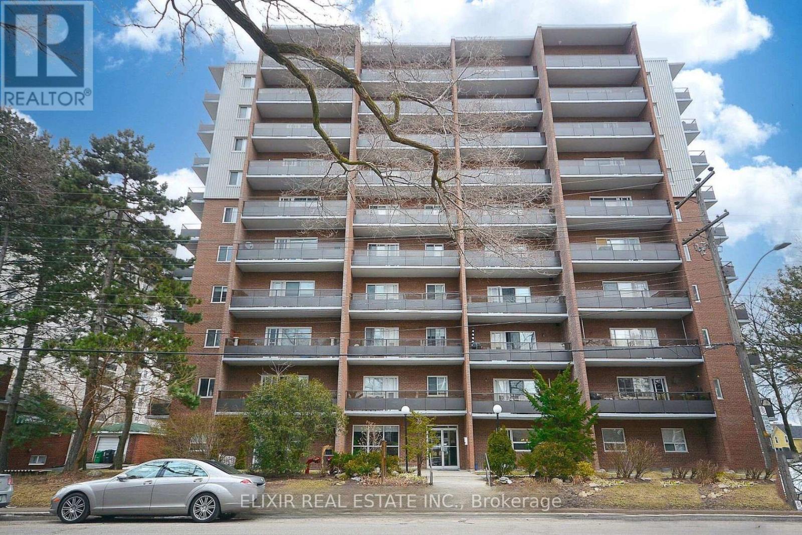 605 - 15 ELIZABETH STREET N