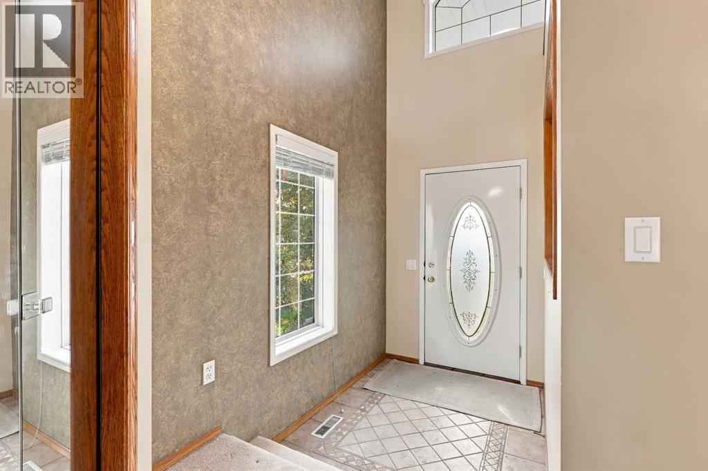 25 Arbour Ridge Park NW