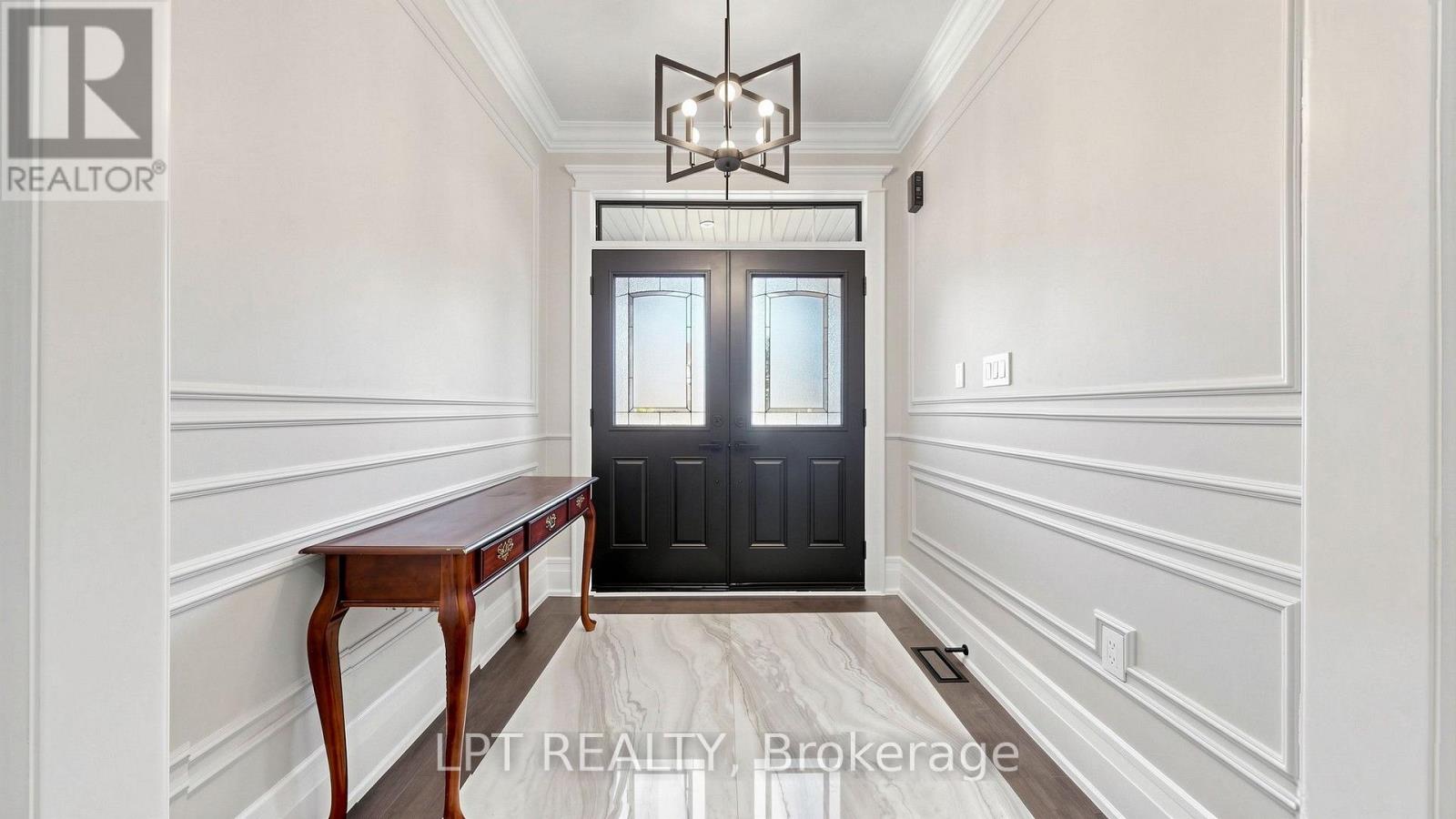 4 PLENTYWOOD DRIVE