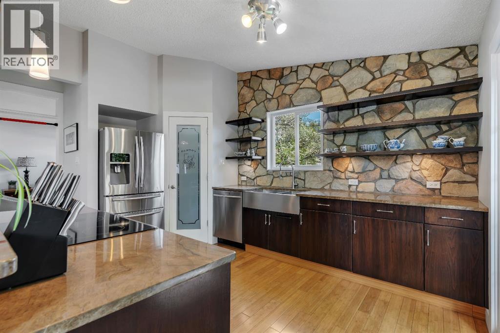 6316 Crowchild Trail SW