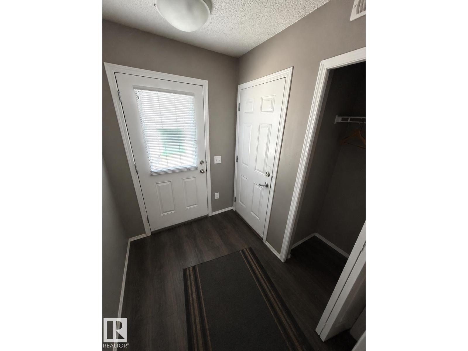 #21 6520 2 AV SW