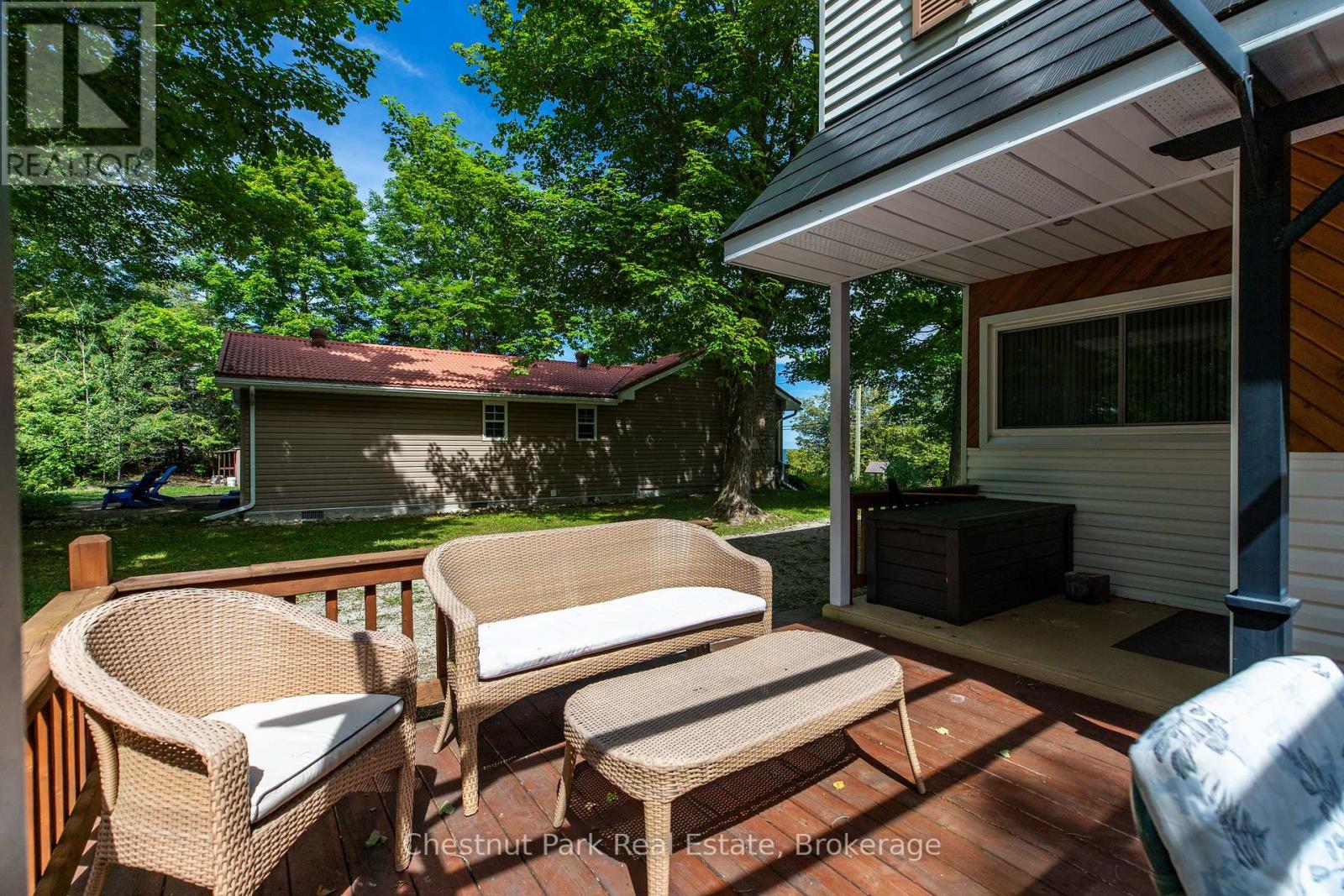 271 ISTHMUS BAY ROAD