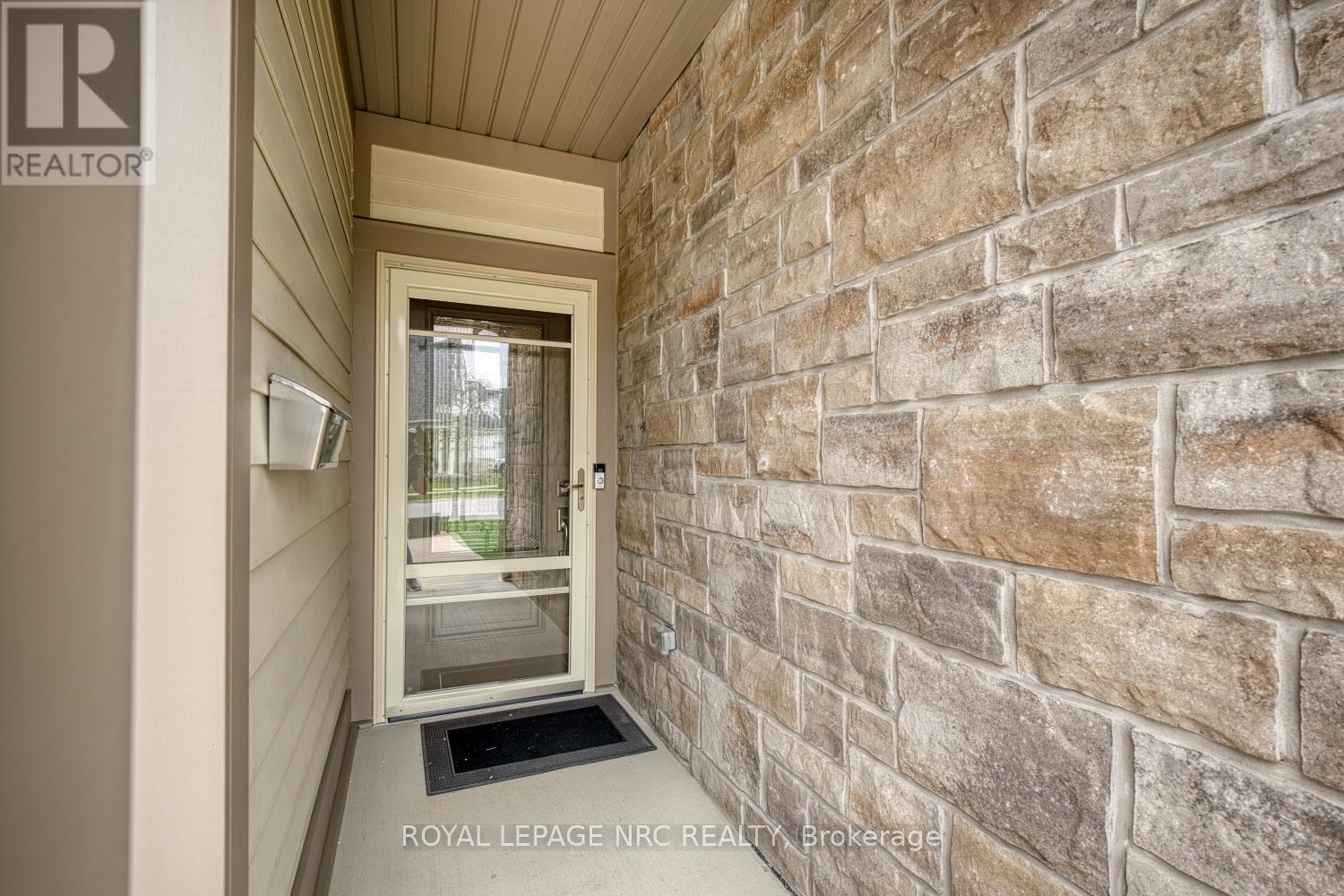 23 FRANCESCO CRESCENT