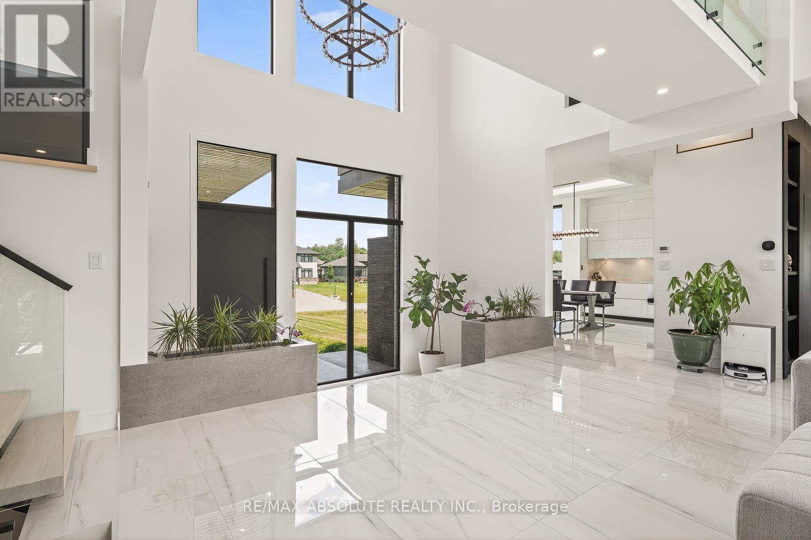 553 SHOREWAY DRIVE