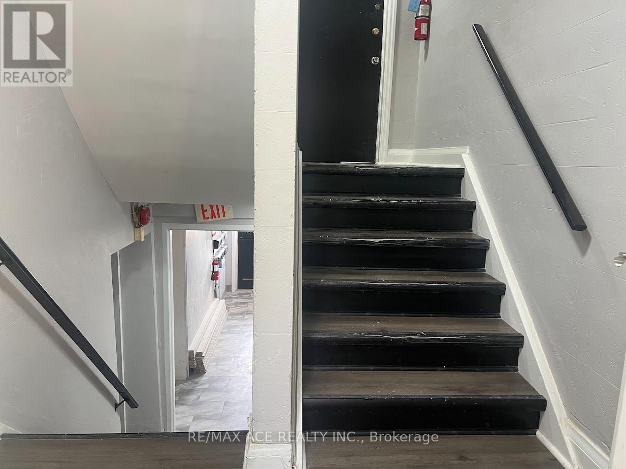 2 - 21 TOWPATH ROAD