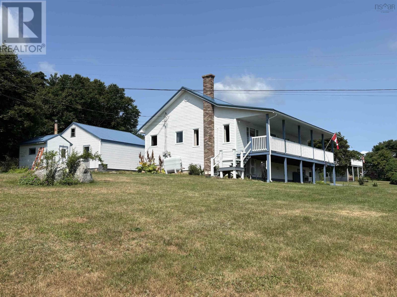 7102 Highway 331 - Photo 4