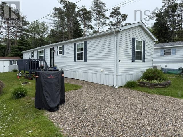 41 Heather Street - Photo 2