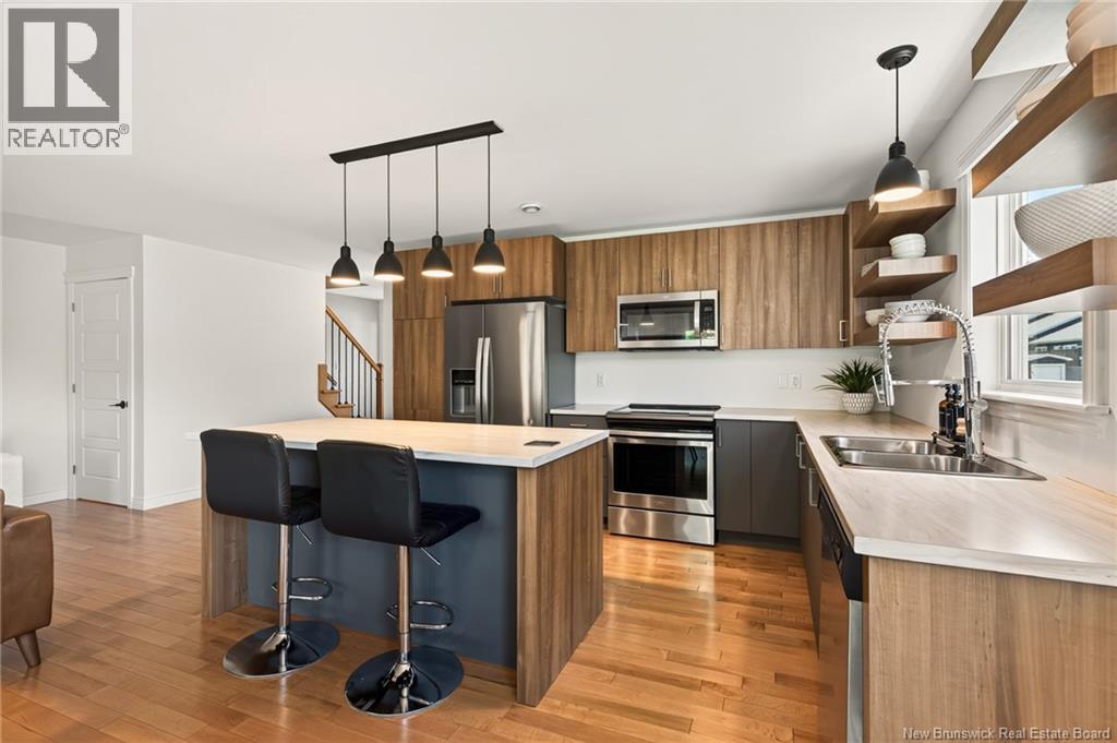 259 Dolbeau Street - Photo 3
