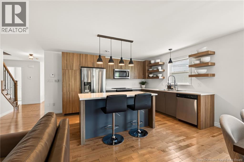 259 Dolbeau Street - Photo 2