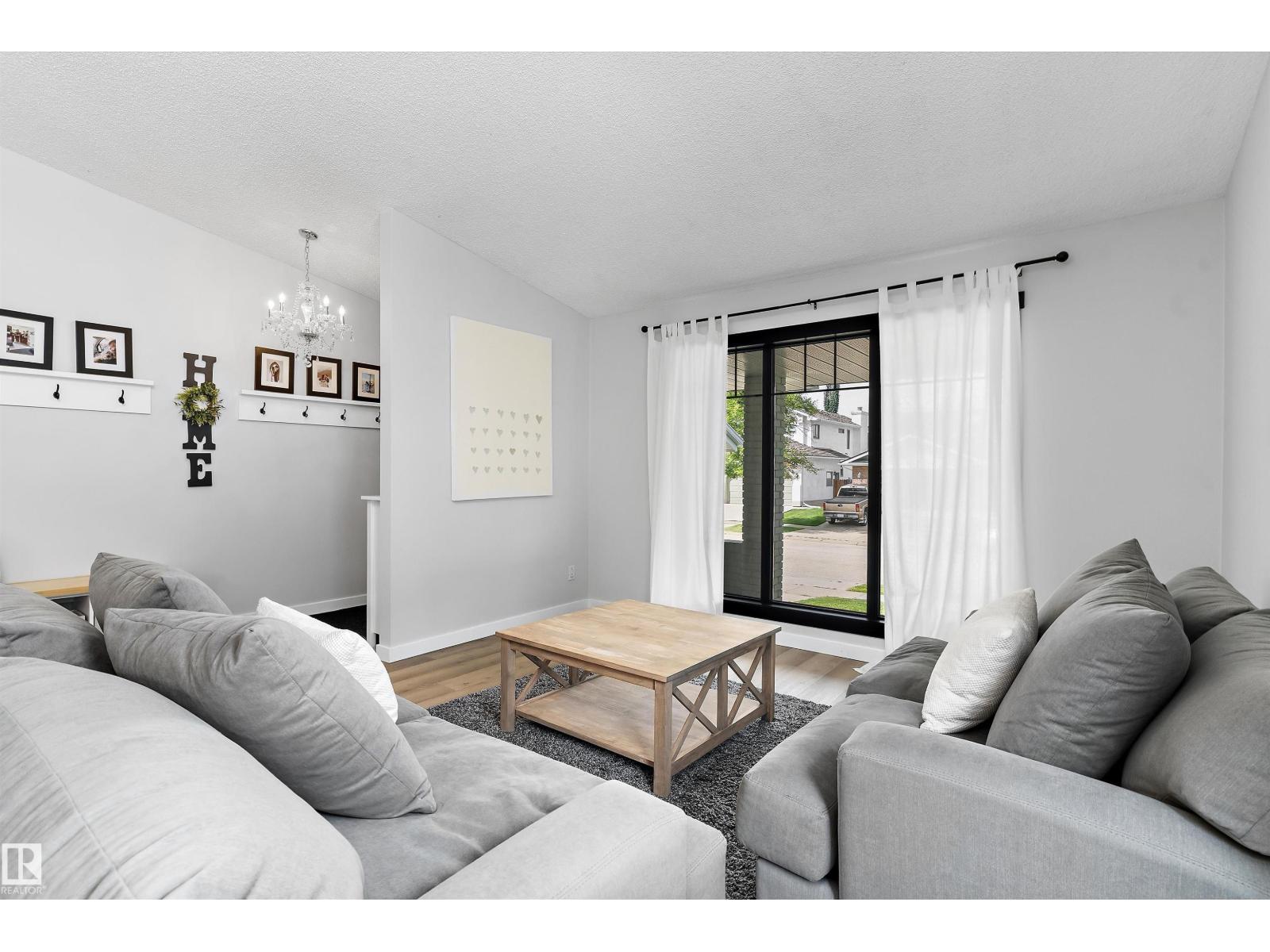 4 NOTTINGHAM CR