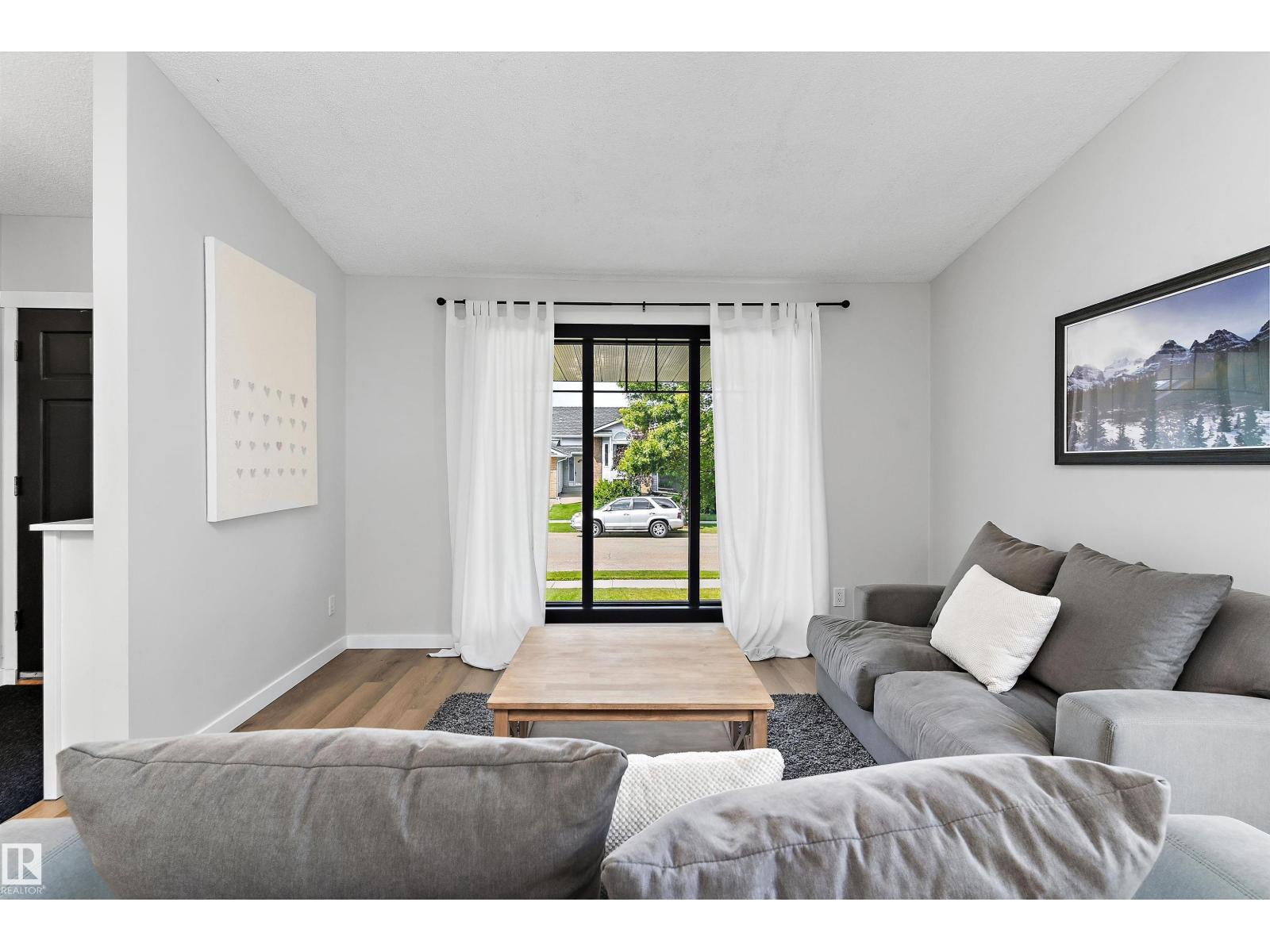 4 NOTTINGHAM CR