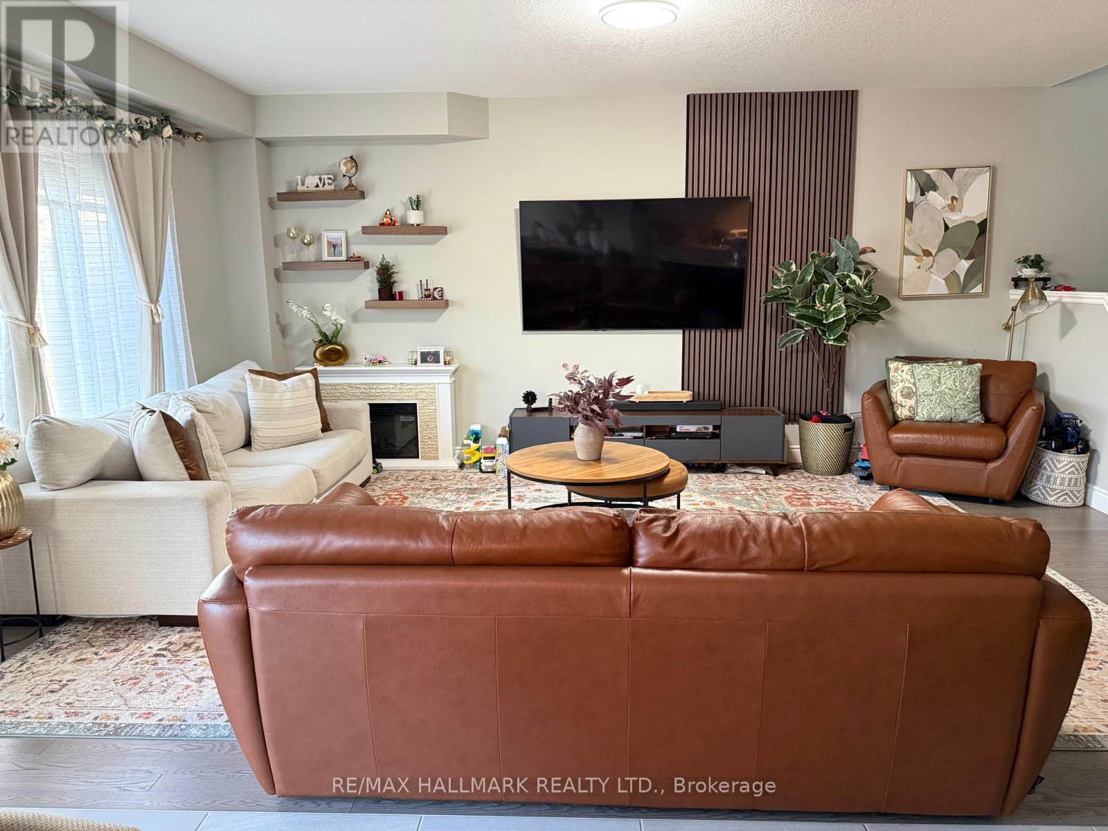 UPPER LEVEL (MAIN & 2ND) - 851 ROBERT FERRIE DRIVE